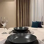 Luxurios Seaside 2 * Durrës
