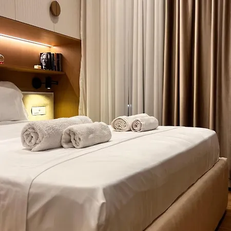 Luxurios Seaside 2 * Durrës