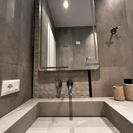 Luxurios Seaside 2 Apartment Durrës